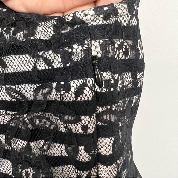 Elle peplum stripped lace shirt size XL - Picture 7 of 14